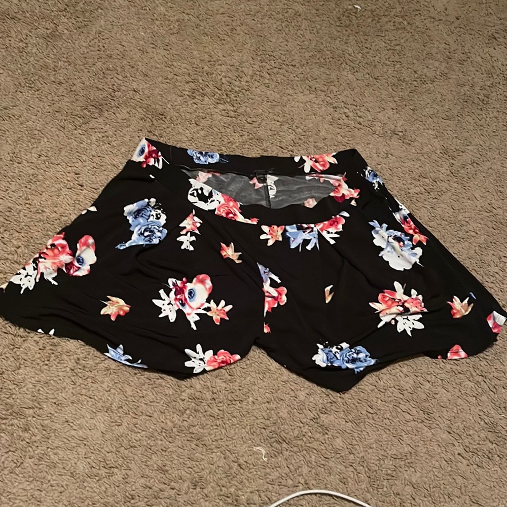 Express Floral Shorts